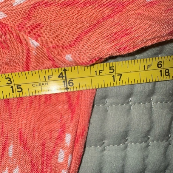 Rip Curl Orange Smocked 3/4 drape Sleeve romper size S. Worn once. EUC - Picture 10 of 13